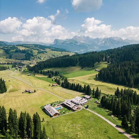 Dolomites Living Hotel Tirler Alpe Di Siusi Extérieur photo